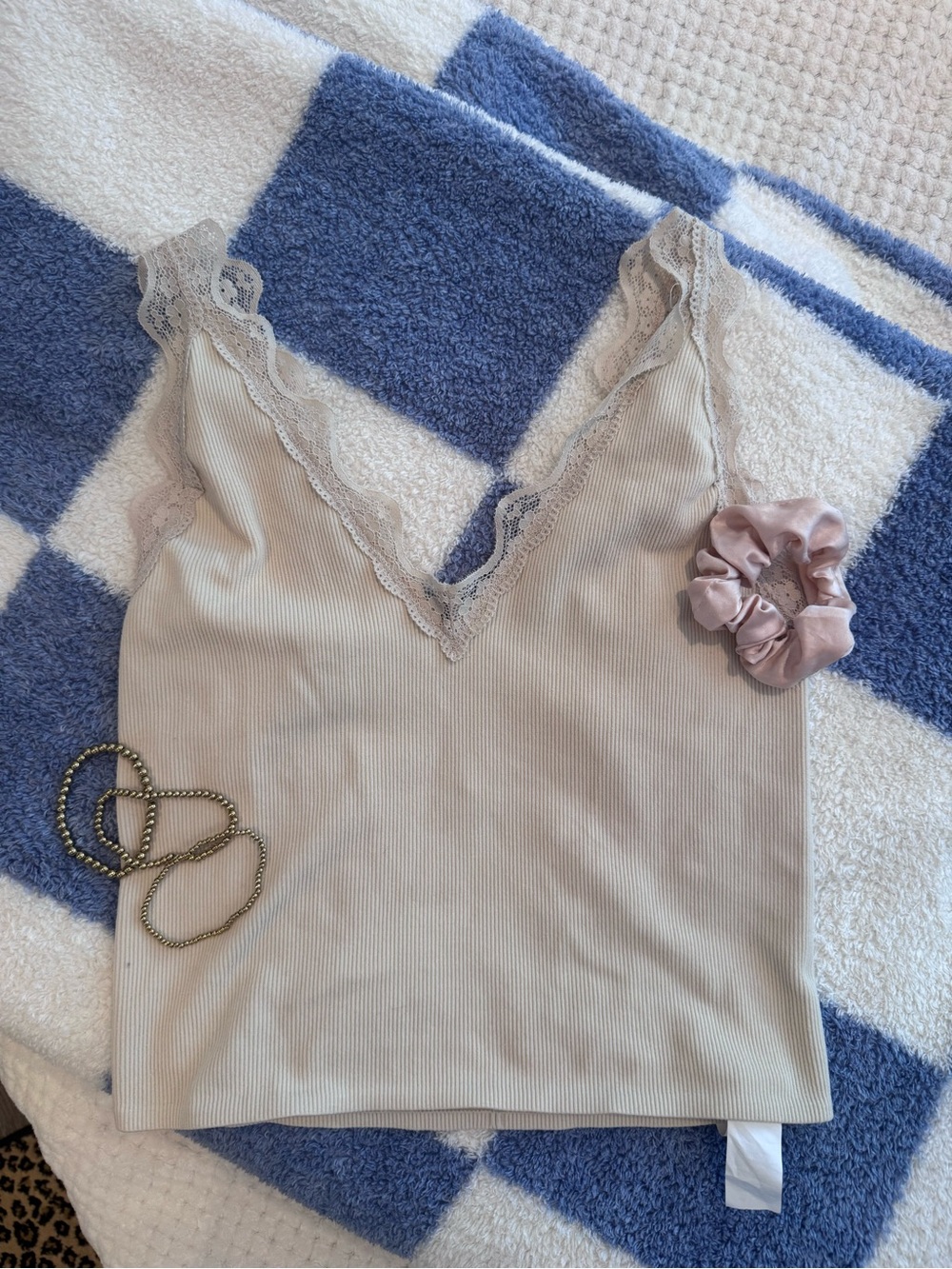 Lace-Trim Ribbed V-Neck Tank Top - Taupe